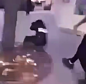 Policière lynchée